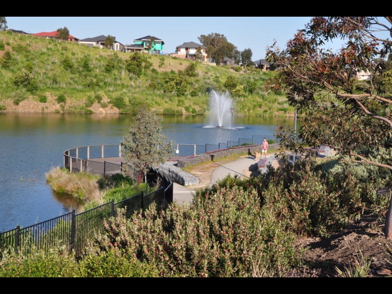 Cardinia Lakes Walking Maps
