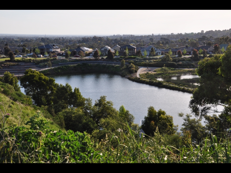 Cardinia Lakes Walking Maps