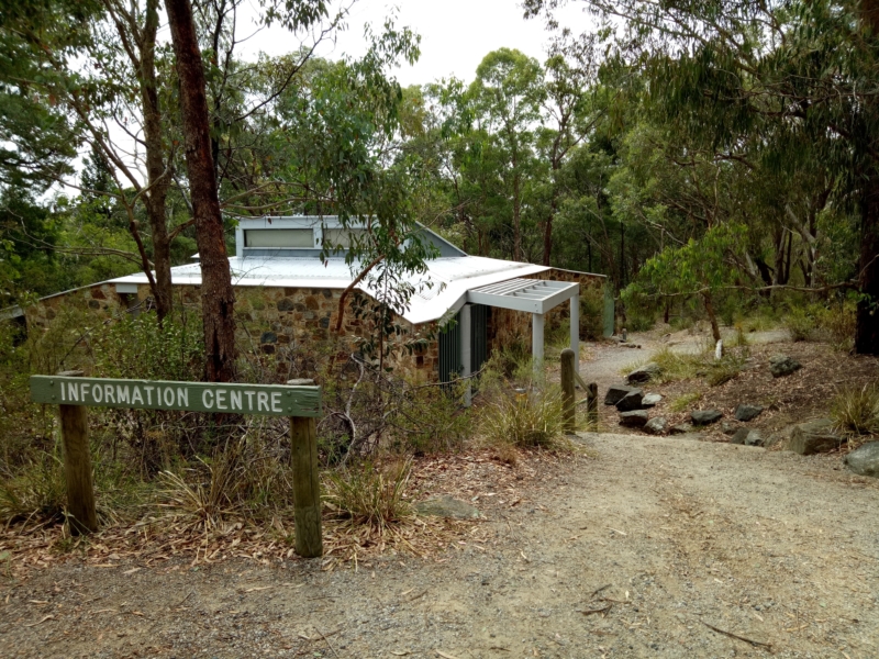 Yarran Dheran Reserve Walking Maps